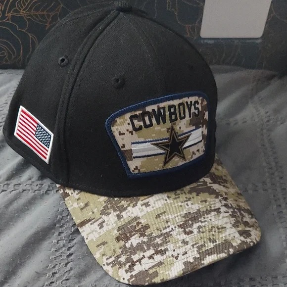 Cowboys Black and Camo Cap - Picture 1 of 4